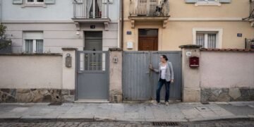 Vizinho fechou passagem usada há anos e caso foi parar nos tribunais: o desfecho gerou revolta e virou exemplo internacional