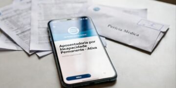 Aposentado por invalidez? Uma regra pouco conhecida pode cortar seu benefício a qualquer momento e quase ninguém sabe disso