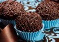 A forma mais prática de fazer brigadeiro
