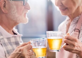 Essa bebida natural está ganhando espaço por proteger as células do corpo