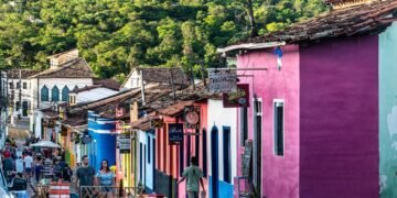 A cidade que já foi a maior produtora de diamantes do mundo agora brilha pelo turismo