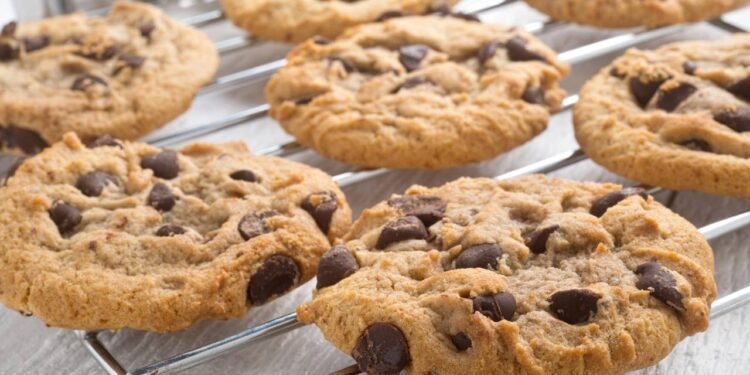 Aprenda a fazer uma massa base neutra para cookies