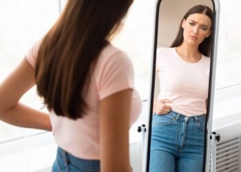 A forma mais rápida e fácil de queimar a gordura visceral, mais conhecida como pochete