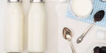 Perdi 10kg em UM mês! Eu como esse iogurte de aveia todas as manhãs!