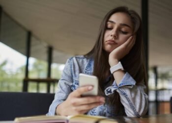 Como deixar de ser visto como chato e melhorar suas conversas