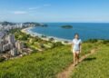 A cidade do litoral com o maior jardim de praia do mundo e alta qualidade de vida
