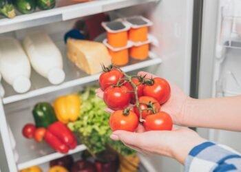 Nem 3 dias, nem 3 semanas: quanto tempo os tomates duram na geladeira, firmes e frescos?