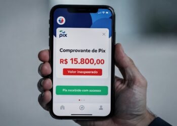 Você recebeu um Pix inesperado caiu na sua conta? Veja o risco legal que quase ninguém conhece