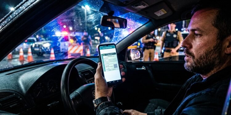 Um documento esquecido pode transformar uma blitz em um grande prejuízo para motoristas