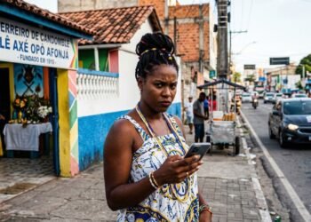 Motorista cancela corrida ao descobrir origem em terreiro de candomblé e Justiça reconhece discriminação religiosa e impõe indenização de R$ 15 mil