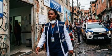 Projeto prevê adicional de risco para profissionais da saúde em regiões dominadas pela violência