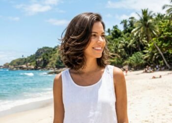 Adeus corte repicado com pontas ressecadas: o novo corte curto em camadas para 2026 que reduz o frizz em dias úmidos