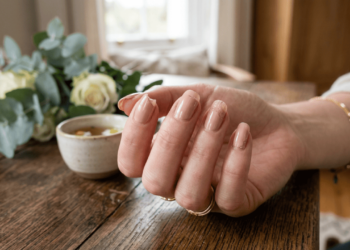 Se suas unhas não crescem como antes isso pode estar ligado a hábitos e até à sua saúde