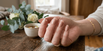 Se suas unhas não crescem como antes isso pode estar ligado a hábitos e até à sua saúde