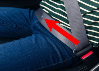 Quase ninguém percebe esse botão no cinto