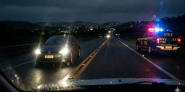 Motorista percorre longa distância na contramão nos EUA