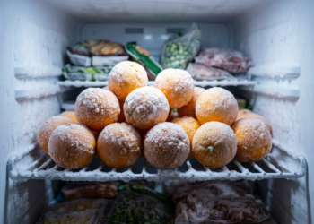 O truque de congelar laranjas que facilita a cozinha