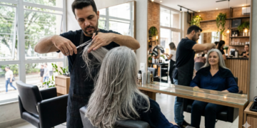 Cortes que rejuvenescem mulheres acima de 70 anos