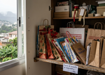 Bolsas de presente viram marcadores criativos