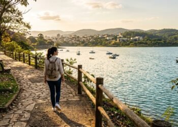 Uma cidade do interior com universidade federal centenária às margens do Mar de Minas e qualidade de vida acima da média