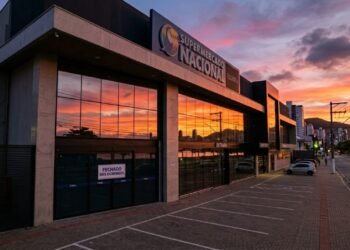 Brasileiros podem perder o direito de fazer compras no domingo e o impacto promete pesar no bolso e na correria da semana