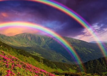 O espetáculo do arco-íris depois da chuva de verão e a ciência por trás das cores que surgem no céu