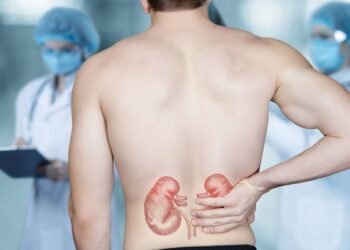 Só beber água não adianta: os vilões da sua dieta que aumentam suas pedras nos rins