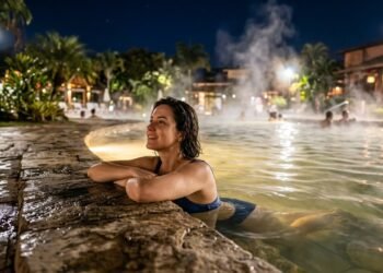 1,2 milhão de litros por hora: a cidade goiana onde a água brota do chão a mais de 50 °C e as piscinas nunca precisam de aquecedor