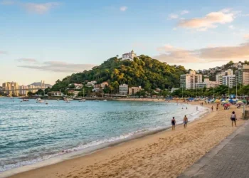 A algumas horas de BH fica uma cidade fundada em 1535 que está conquistando com qualidade de vida e paisagens incríveis