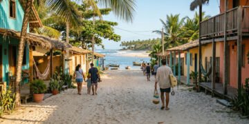 O vilarejo sem carros e sem asfalto onde o rio encontra o mar e o tempo para
