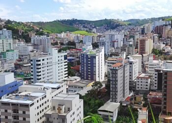Viçosa integra o charme das montanhas à energia de sua atmosfera universitária // Créditos: Wikipedia / Wikimedia Commons