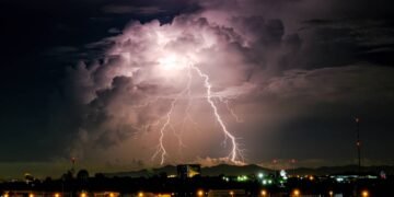 Cheiro de chuva no ar? Entenda como plantas e bactérias avisam que o tempo vai virar