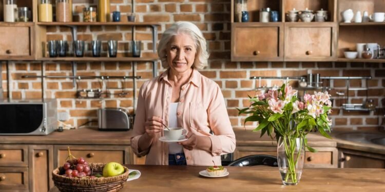 O uso de chás, infusões ou até inalações costuma virar pequenos rituais pessoais - Créditos: depositphotos.com / AlexLipa
