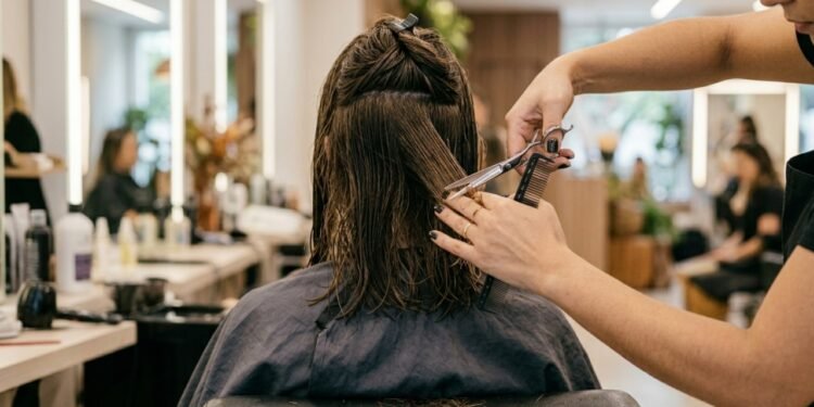 Estes são os 2 estilos de cortes de cabelo que mais valorizam rostos redondos