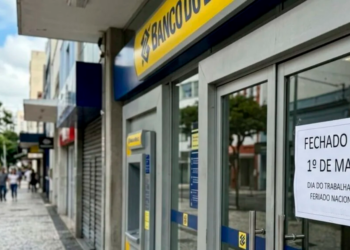 Feriado muda o funcionamento dos bancos no país.