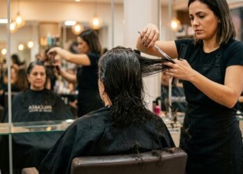 Quais cortes de cabelo podem te envelhecer em até 10 anos