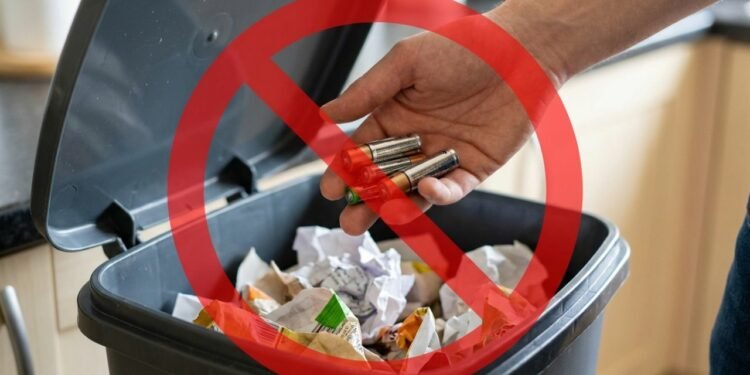 Antes de jogar fora as pilhas velhas, confira estas 5 maneiras criativas de reutilizá-las em casa