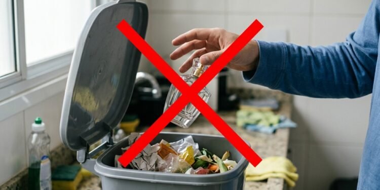 Não jogue fora os frascos de perfumes vazios: passo a passo para transformá-los em 2 objetos úteis