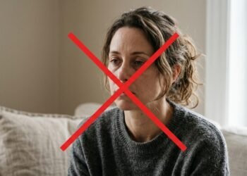 Nem maquiagem pesada nem cansaço, o brinco certo funciona como uma moldura que realça a beleza natural