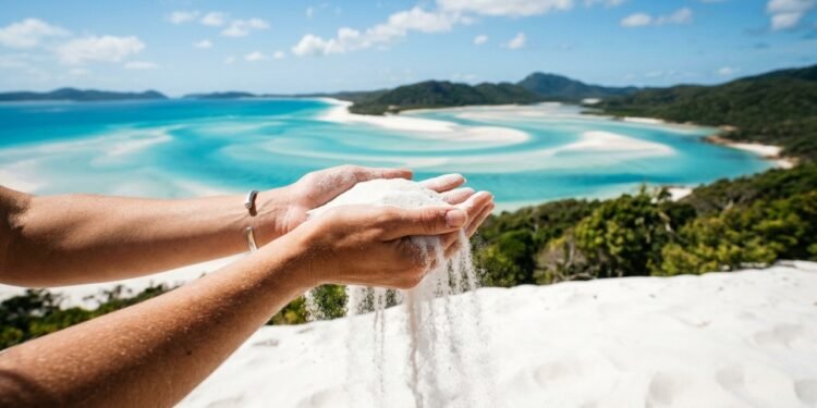 Areia macia como seda: a praia mais bonita do mundo está localizada neste destino que encanta turistas o ano inteiro