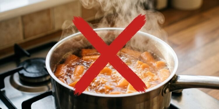 Pare de ferver cenouras em água: esta é a maneira correta de cozinhá-las para preservar seus nutrientes