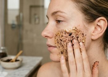 Adeus aos esfoliantes caros: a receita natural para renovar a pele e economizar no bolso
