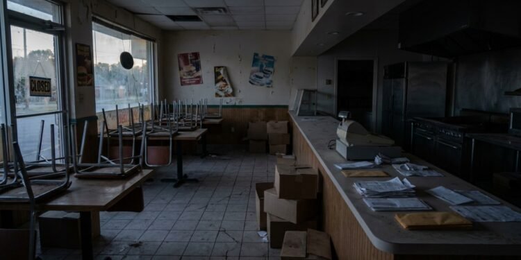 Crise em lanchonetes tradicionais evidencia pressão e concorrência das grandes redes globais