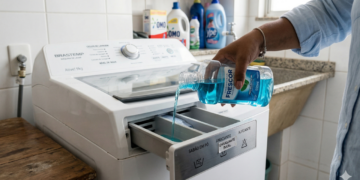 Enxaguante bucal na máquina elimina cheiro ruim