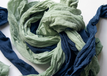 O melhor jeito de reutilizar meias velhas sem gastar nada