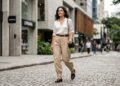 Ame ou odeia: a calça que une conforto e elegância e está conquistando mulheres em 2026