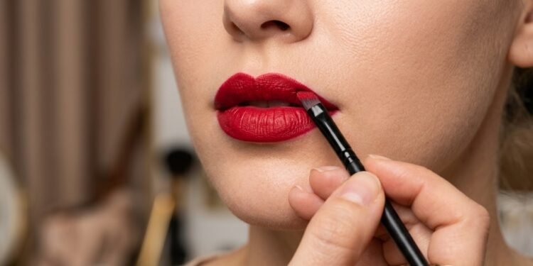 Os tons de batom vermelho que valorizam qualquer tom de pele