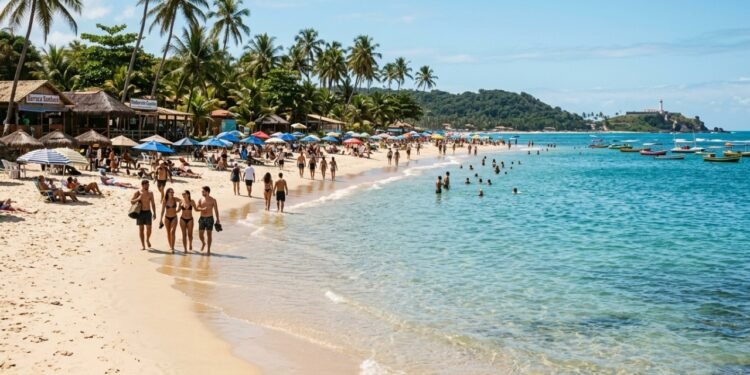 O vilarejo baiano sem carros, onde as praias têm número em vez de nome: 678 metros de muralhas de 1630 guardam cinco faixas de areia numeradas de 1 a 5