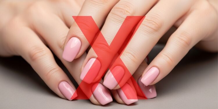 Adeus ao esmalte tradicional: essa nova técnica deixa as unhas mais brilhantes e com acabamento profissional por mais tempo