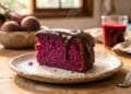 O segredo para fazer um bolo de beterraba sem glúten fofinho e muito úmido